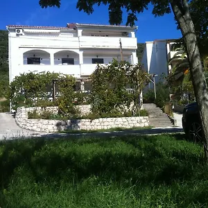 Apartman Pljesa, Supetarska Draga